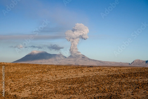 Fototapeta sabancaya volcano erupting with ash cloud at colca canyon peru 2018