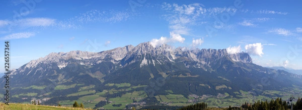 Fototapeta wilder Kaiser Tirol Österreich im Sommer