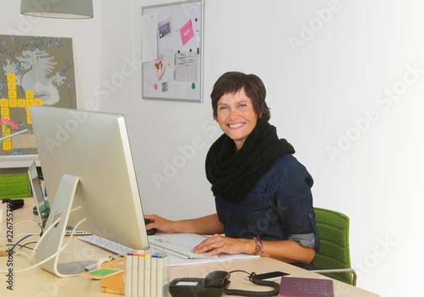 Obraz Frau am Computer