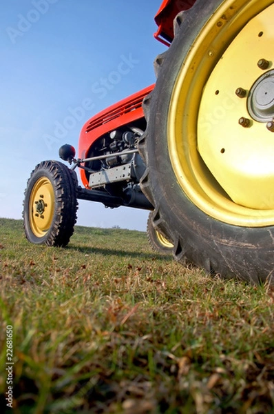Fototapeta Alter bunter Traktor
