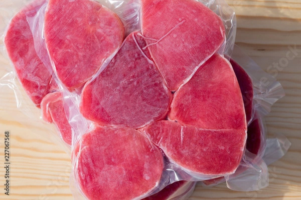 Obraz vacuum packed tuna steaks