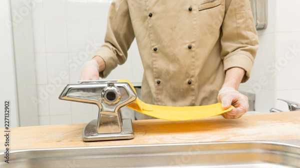 Obraz Chef cooking a pasta