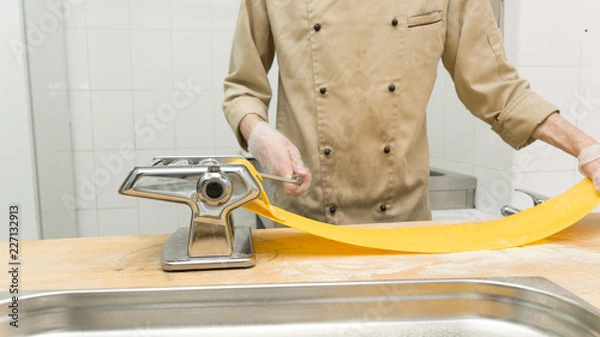 Obraz Chef cooking a pasta