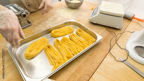 Obraz Chef cooking a pasta