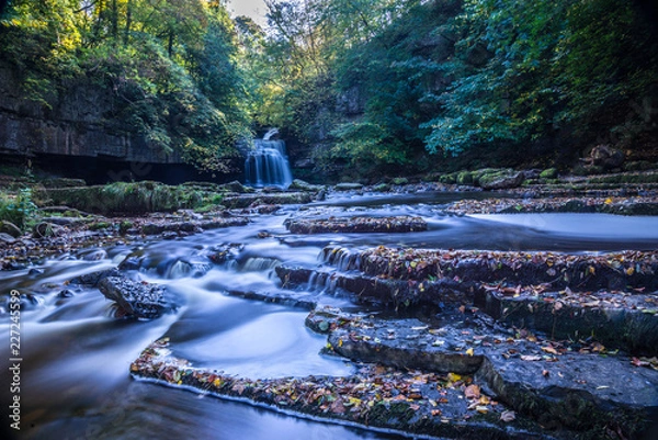 Fototapeta Autumn at Cauldron falls.