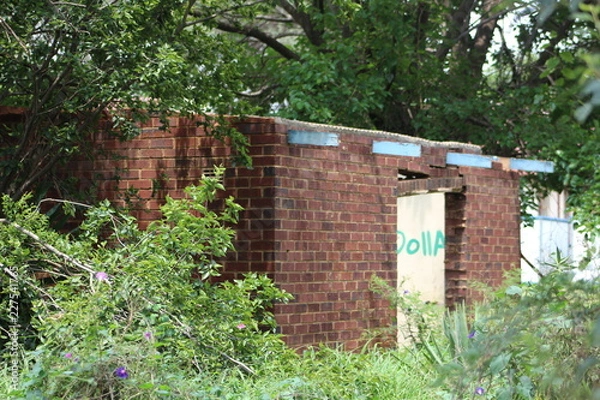 Obraz abandoned house