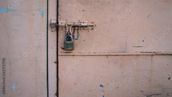 Obraz Old rusty padlock.