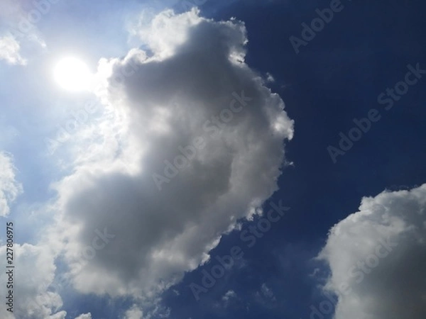 Obraz The Sun on Cloudy Sky