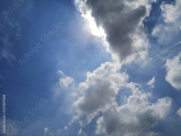 Obraz The Sun on Cloudy Sky