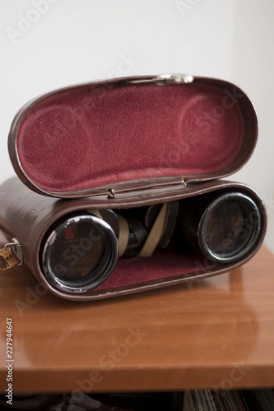 Fototapeta old binoculars