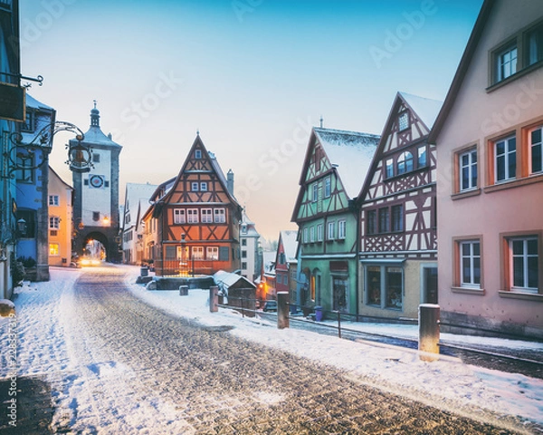 Obraz Średniowieczny stary Rothenburg ob der Tauber zimą