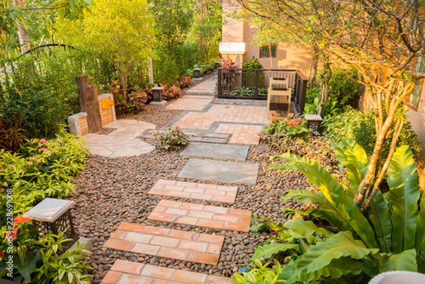 Obraz ozdobny ogród