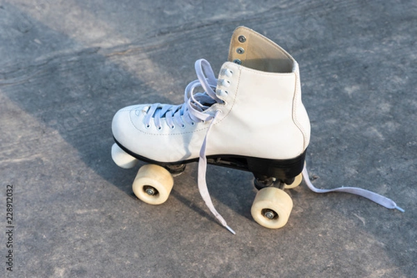 Obraz One White roller skates