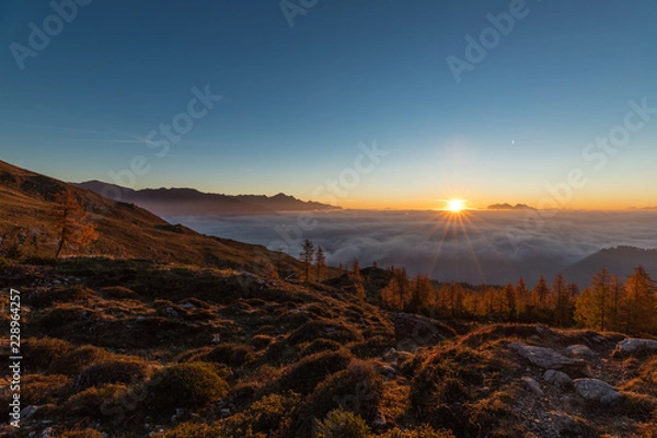 Obraz Colorful Autumn Sunrise Above The Clouds In The Lienz Dolomites Above Hochstadelhaus