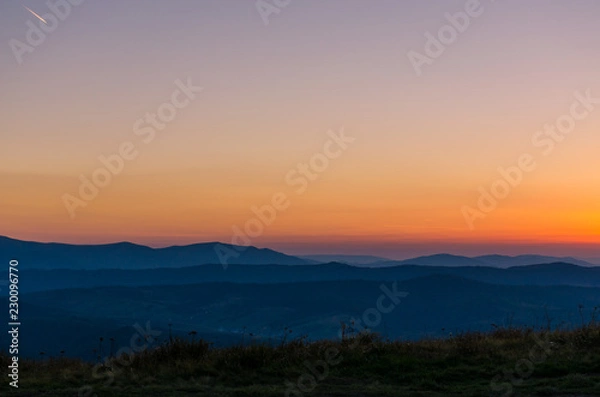 Fototapeta Sunset in the Carpathian Mountains in the autumn season