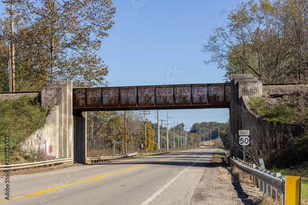 Obraz Old railroad overpass