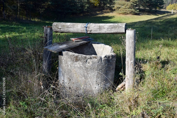Obraz Old water well