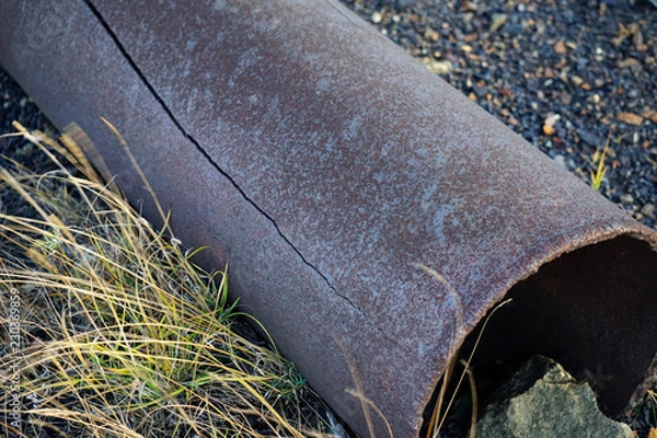 Obraz steel pipe crack