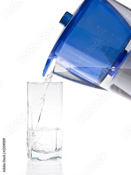 Obraz Water pouring a glass