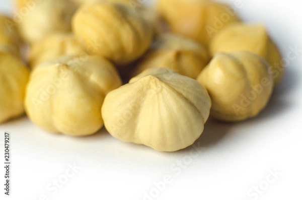 Obraz nuts isolated on white background