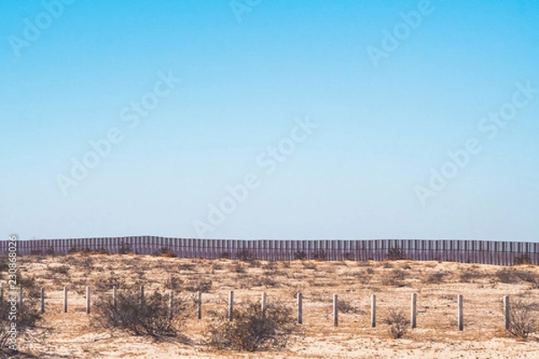 Fototapeta mexico - usa border wall