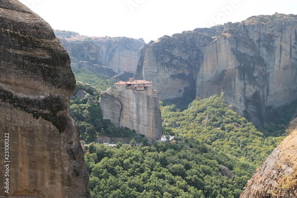 Fototapeta monastery on mount Meteora