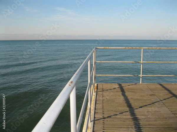 Obraz pier on the sea