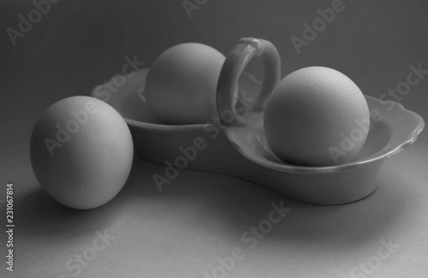 Obraz eggs in a porcelain dish