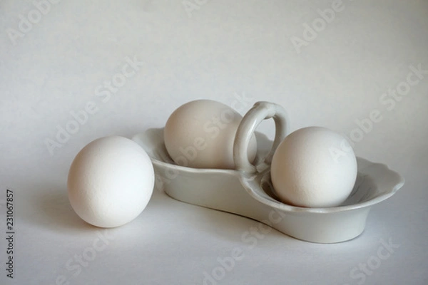 Obraz eggs in a porcelain dish