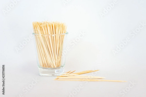 Obraz toothpick isolated, toothpick from bamboo in a glass on white background