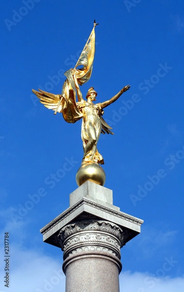 Obraz golden statue outside oeob