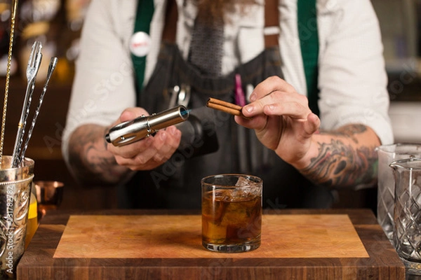 Fototapeta Drink and Bartender 