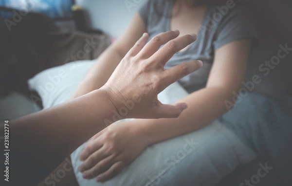 Obraz men who are raping women