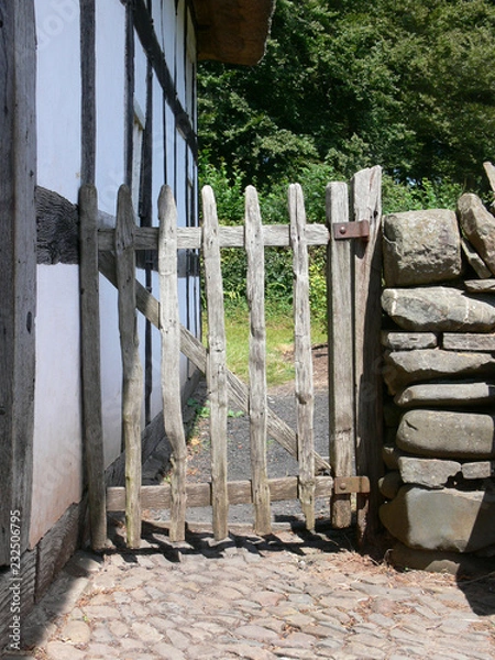Obraz simple timber gate