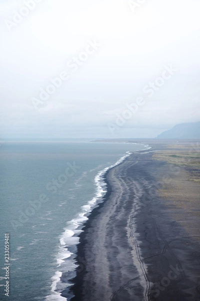 Obraz Black sand beach