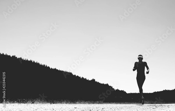 Obraz Triathlonista w zawodach