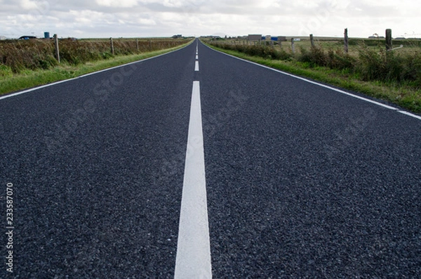 Obraz Looking down a long Road