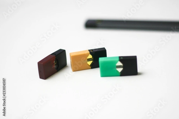 Obraz E-cigarette on white