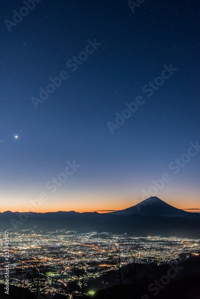 Obraz 富士と夜景と夜明け前