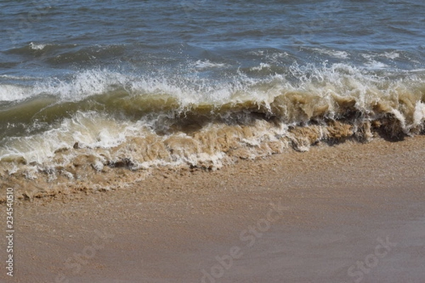 Fototapeta waves on the beach