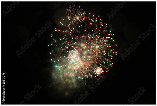 Fototapeta Feu d'artifice de Noël dans le Queyras