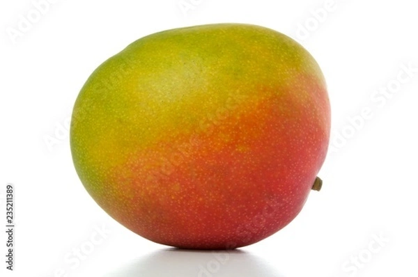 Fototapeta ripe mango isolated on white background