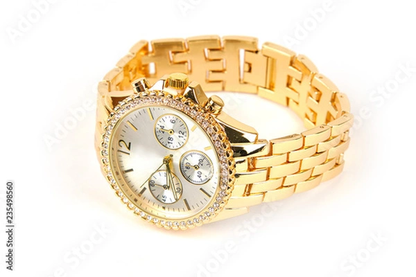 Fototapeta Zegarek na rękę w złotym kolorze na bransoletce na na białym tle.