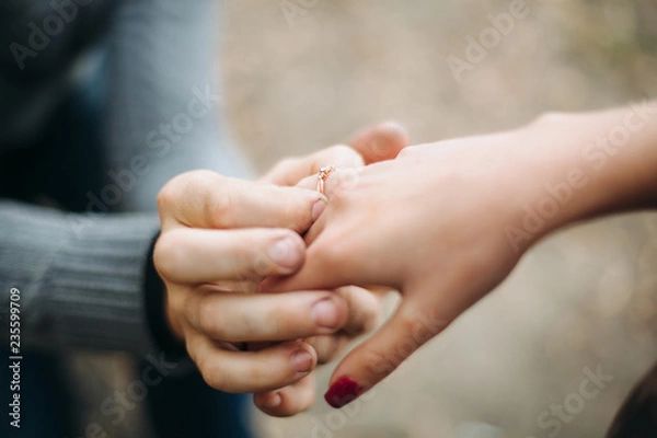 Fototapeta hands of mother and child