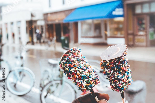 Fototapeta chocolate covered marshmallow