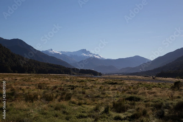 Fototapeta Steppe zu den BErgen