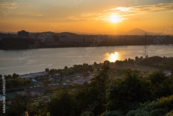 Fototapeta 석양 그리고 도시의 평화