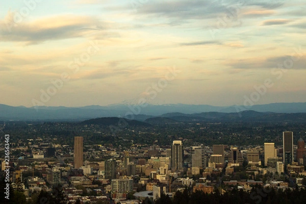 Fototapeta Downtown Portland before the sunset