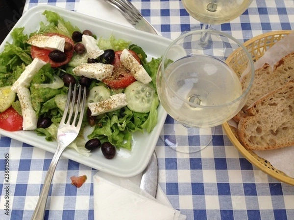 Obraz wine and salad