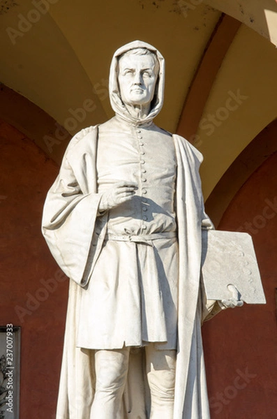 Fototapeta Giotto's Statue of Vincenzo Vela in Loggia Amulea, Padua